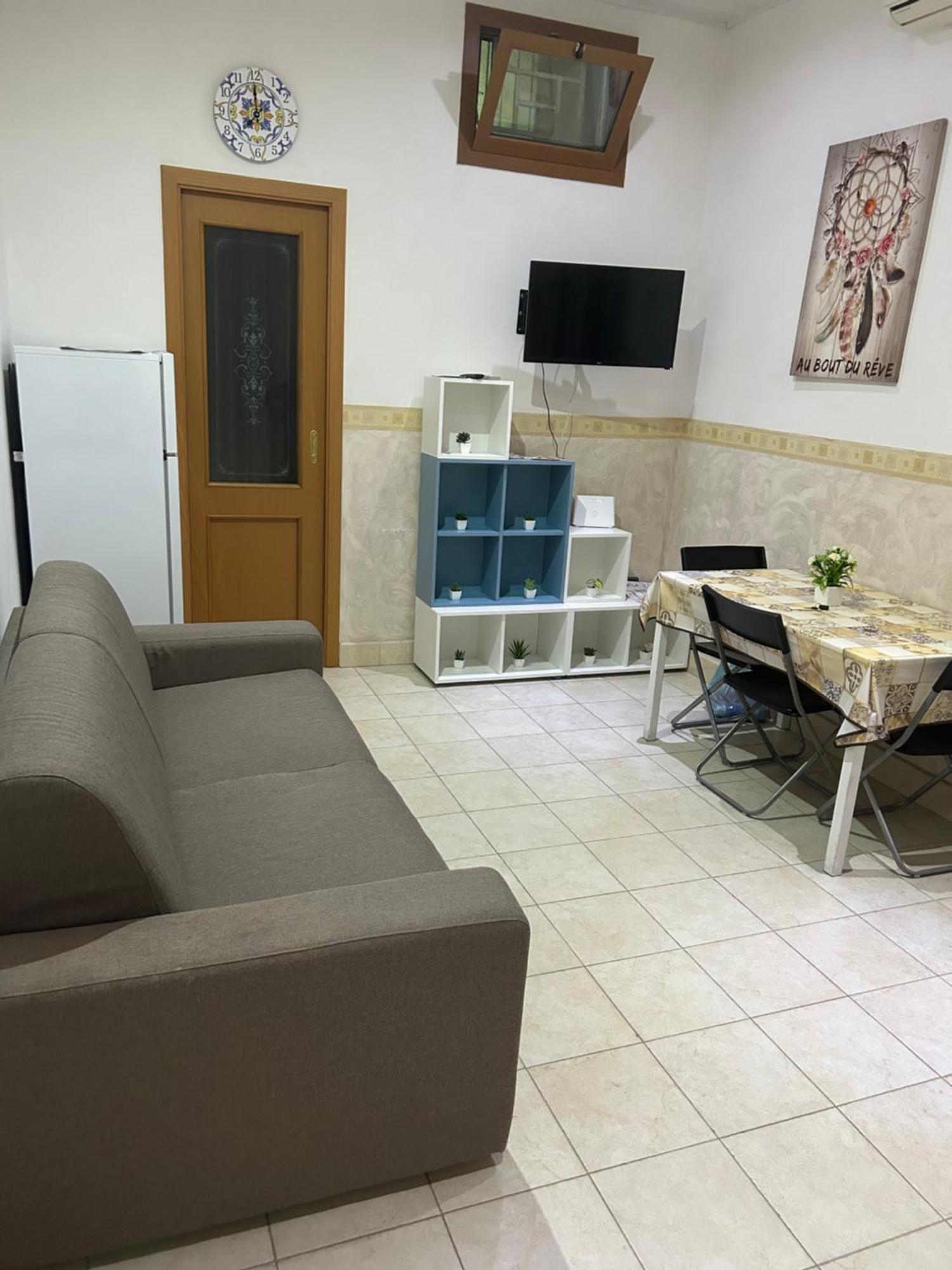 Appartement La Dependance à Barletta Extérieur photo
